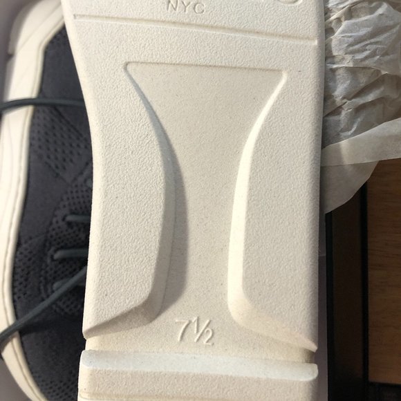 NIB WOMENS J/SLIDES GREY KNIT JILLY HI-TOP SNEAKERS 7.5 - Picture 9 of 9